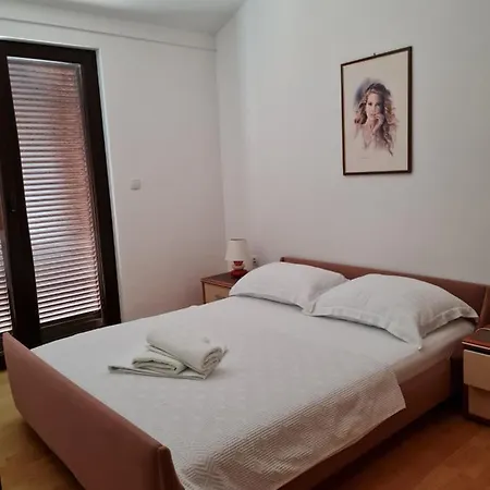 Lucija Peros Zaton Apartment