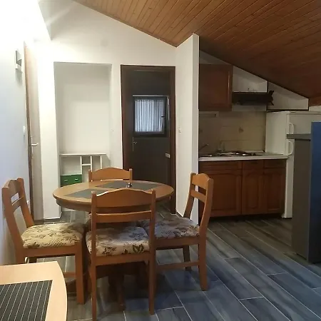 Lucija Peros Zaton Apartment
