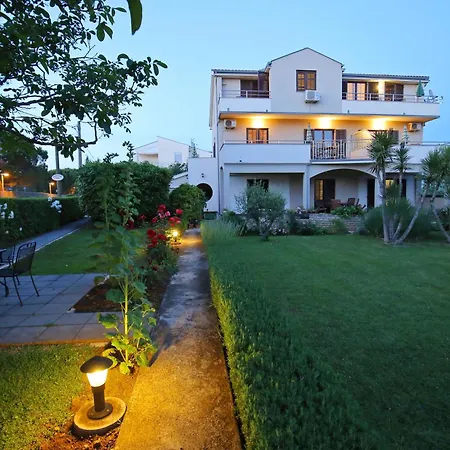Apartment Lucija Peros Zaton (Zadar)
